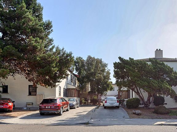 2nd image of 4359 Illinois St