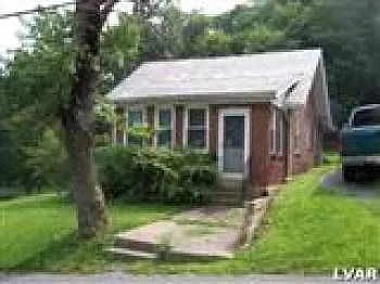 626 Scholl Ave photo 1