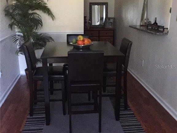 3rd image of 10433 Villa View Cir #10433