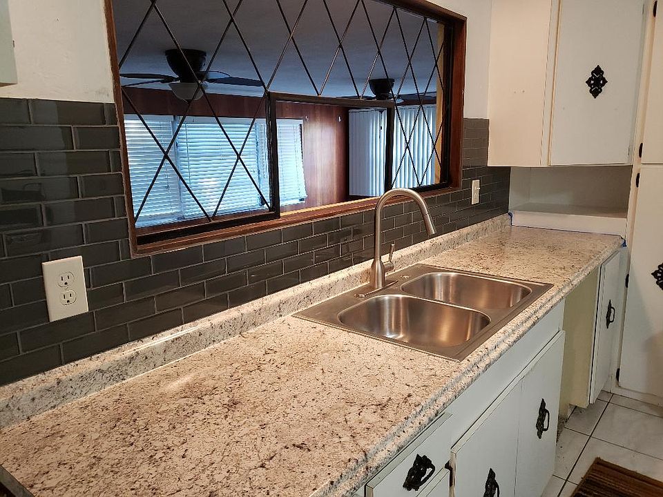 1st image of 2110 W North A St APT 2