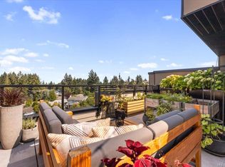 5711 Vanderneuk Rd #102, Nanaimo, BC V9T 5H3