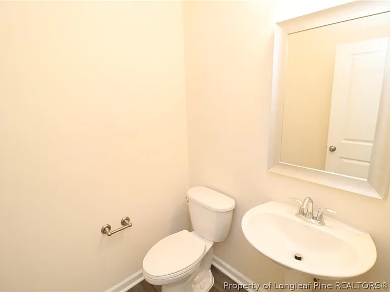 1105 Neighborly Way — Photo 4