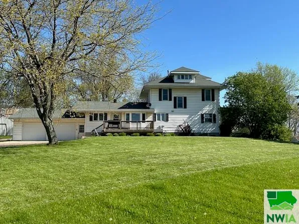 4434 395th St, Hospers, IA 51238