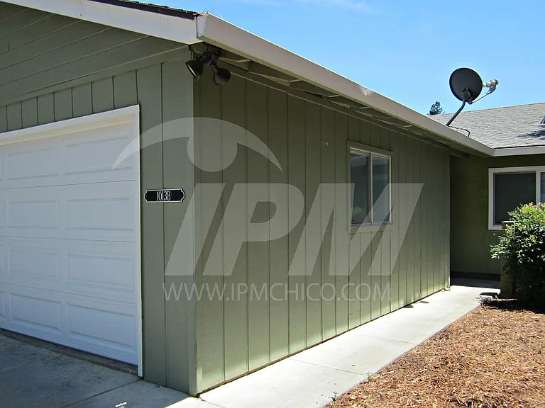 1013 Meier Drive — Photo 3