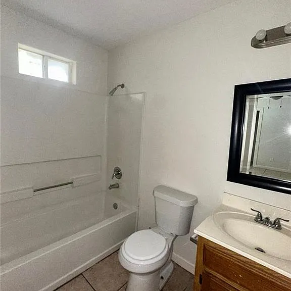 800 W Bronze Dr #1 — Photo 10
