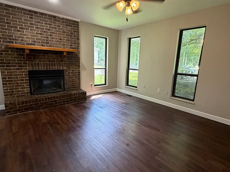 2540 Wilson Ave — Photo 1