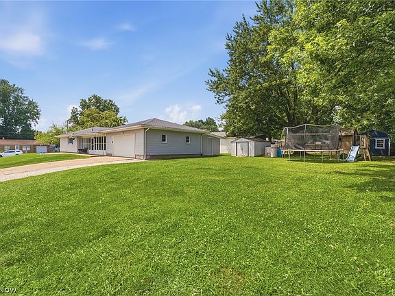 5th image of 407 Dorwood Dr