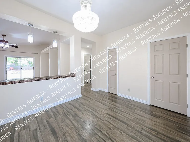 15428 W Mauna Loa Ln — Photo 12