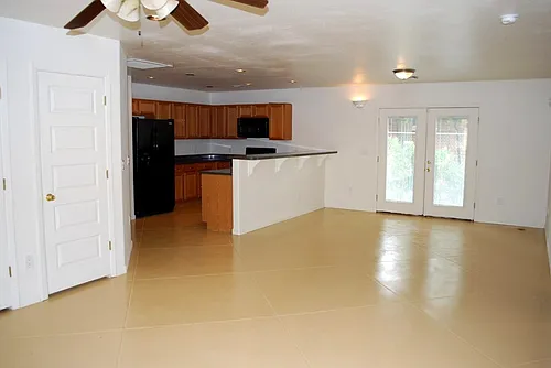 203 S Cherry Ave #2 Photo 1