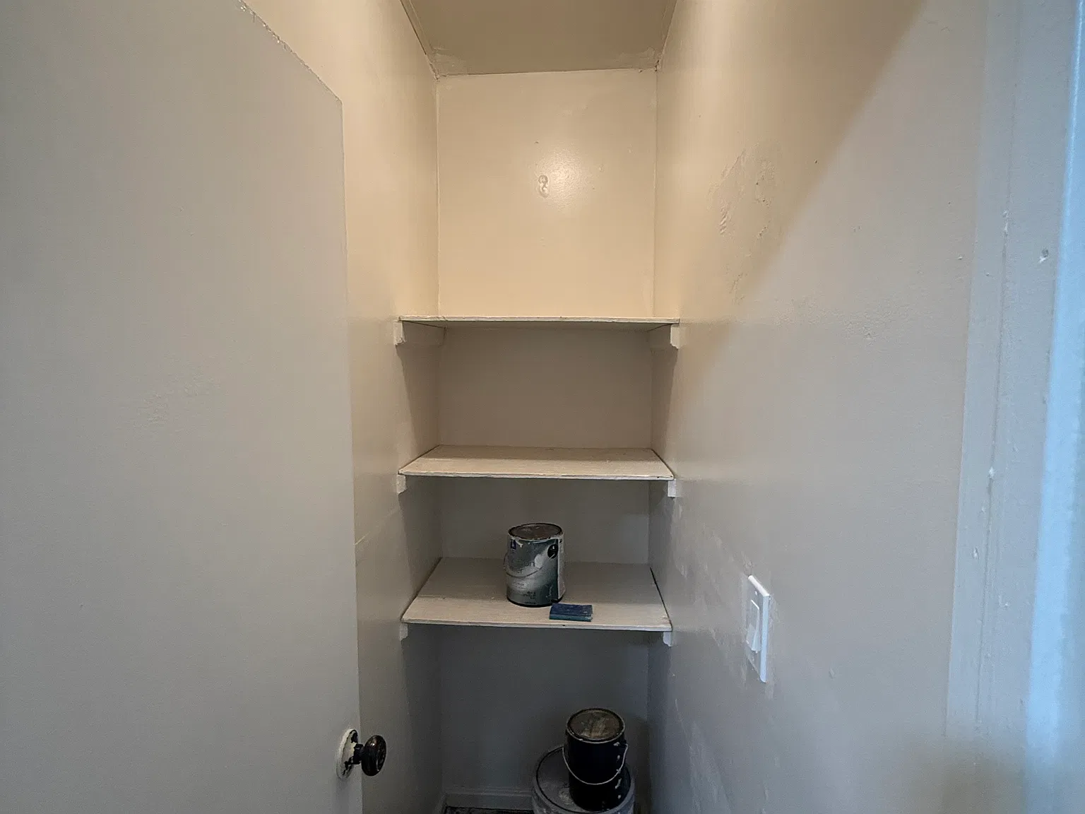 3 bed, 800 sqft, $2,500 — Photo 4