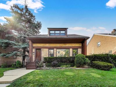 6110 N Francisco Ave, Chicago, IL, 60659