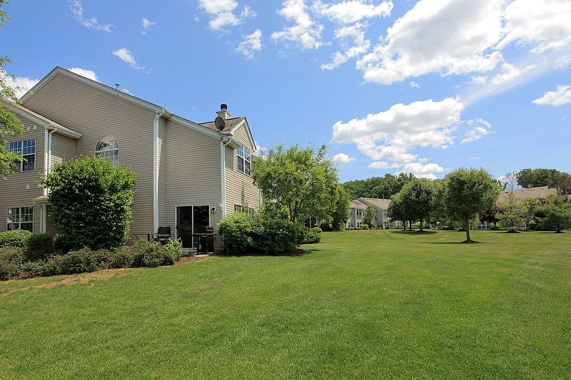 33 Four Oaks Rd, Bedminster, NJ 07921 Zillow