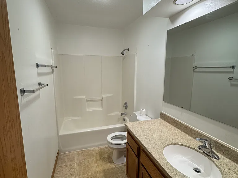 4969 Christy Cir — Photo 7