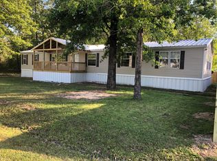 948 W Woodland Shores Dr, Pointblank, TX 77364