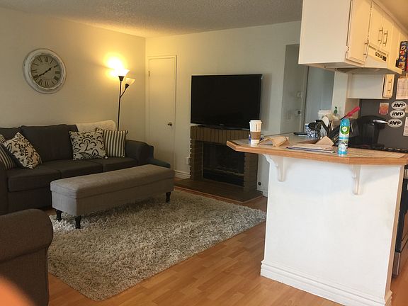5th image of 1249 W 223rd St Unit 103