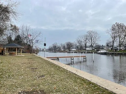 25540 N River Rd #25540 — Photo 6