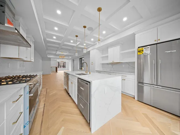 389 Fenimore Street TWO image 2 of 19