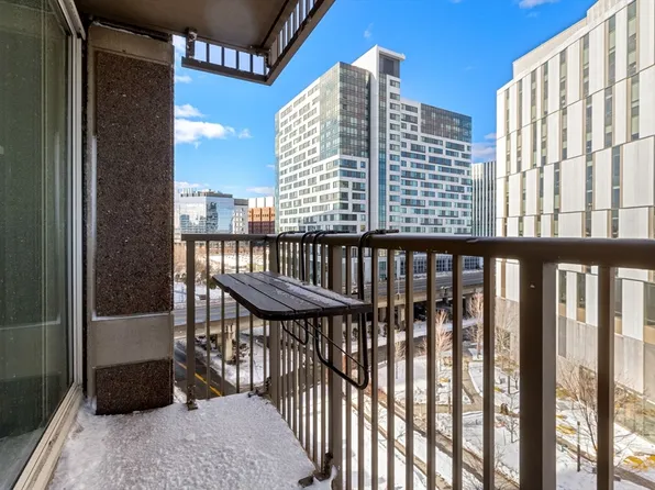 8 Museum Way #827, Cambridge, MA 02141