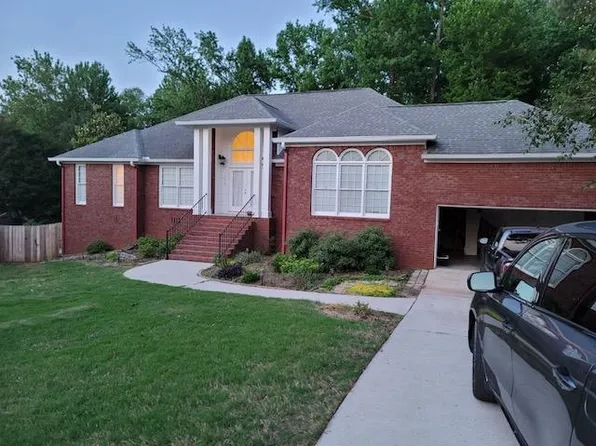 139 Pebble Brook Cir, Madison, AL 35758