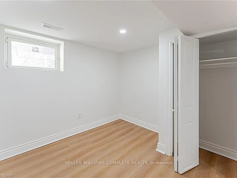 15 Barnesdale Ave N #2 — Photo 6