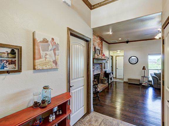 4th image of 13813 Savannah River Way