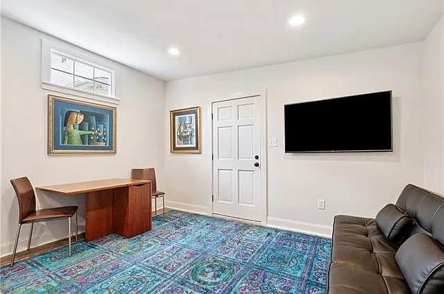5643 Canal Blvd #A — Photo 4