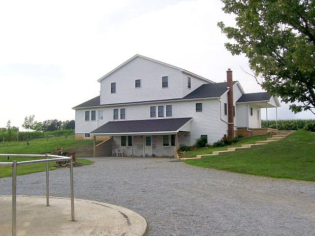 1st image of 371 Murray Ln