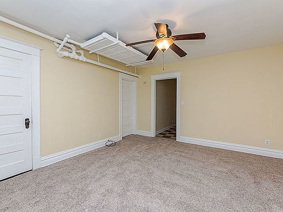5th image of 1046 S Kenilworth Ave