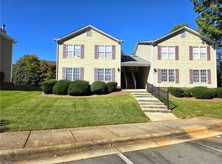 3 Meadowood Glen Way APT A, Greensboro, NC 27409