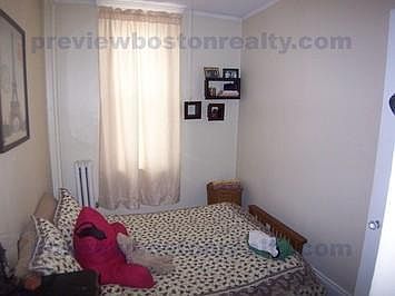 2nd image of 110 Brainerd Rd #71