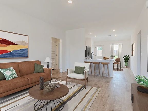 4th image of 112 Whitten Ave