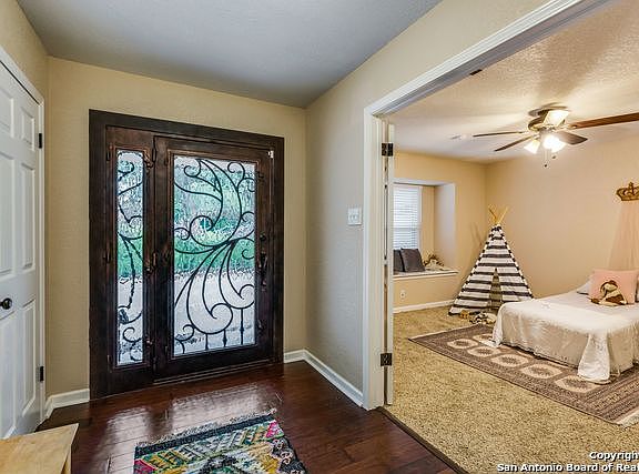 3rd image of 145 Twinleaf Ln