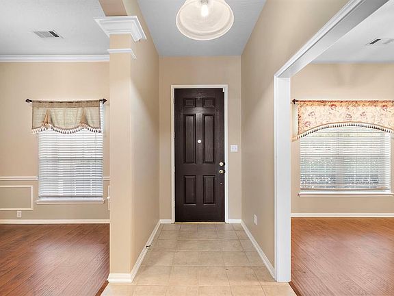3rd image of 3803 Jackson Bluff Drive
