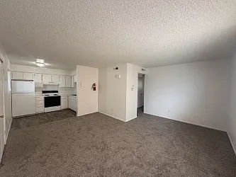 Updated / Refreshed and Move-in Ready 2 Bedroom in the NE Heights — Photo 3