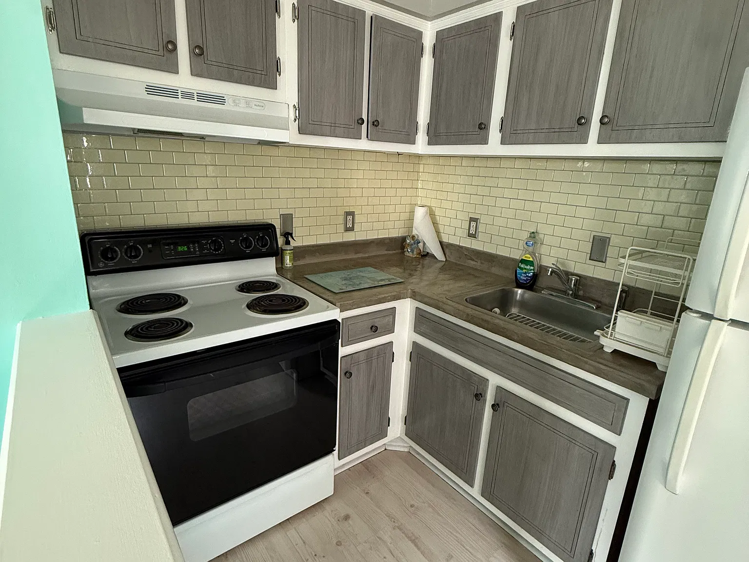 1 bed, 557 sqft, $2,300 — Photo 3