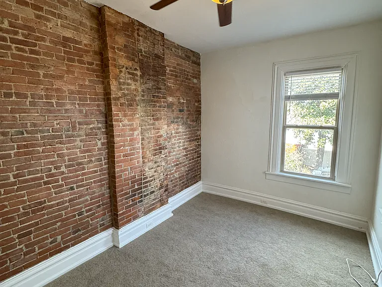 1035 Allen Ave #2F — Photo 3