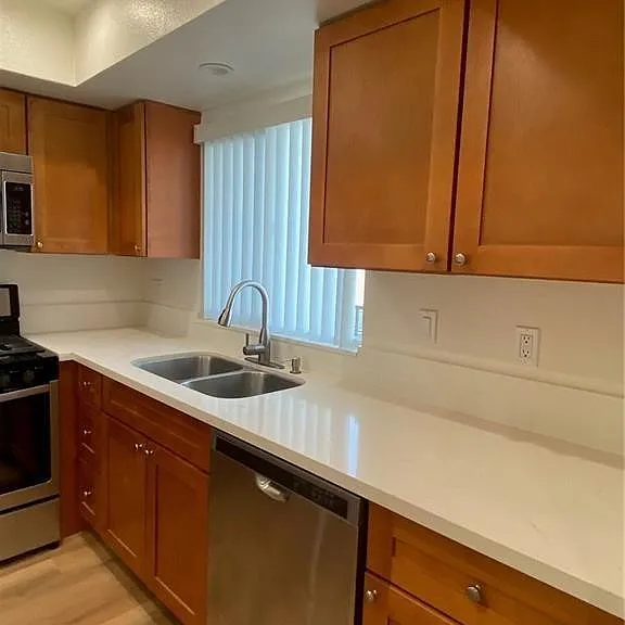 124 S Belmont St #7 — Photo 6