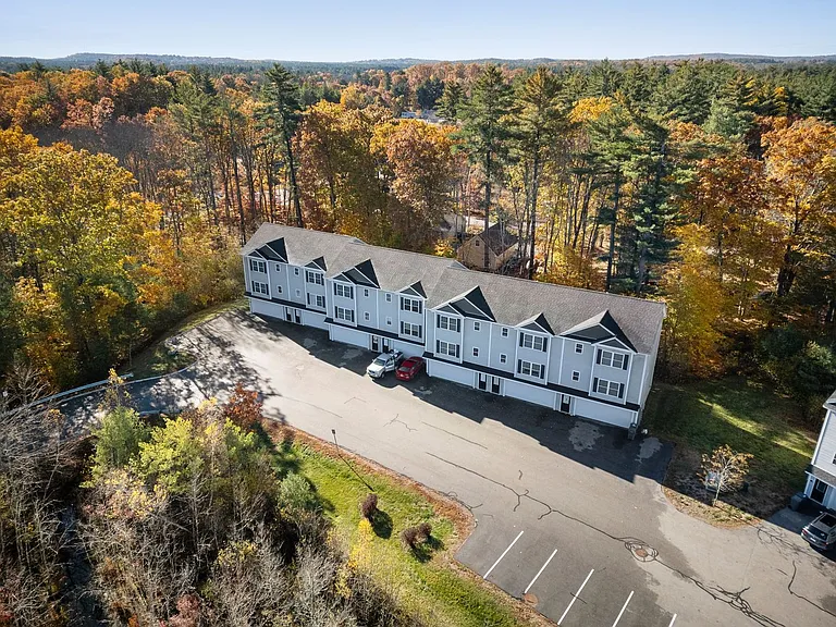 Half Peak Place — Photo 34