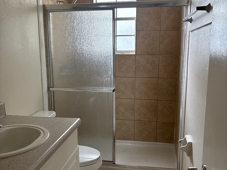 8352 Homeport Ct #1A — Photo 16