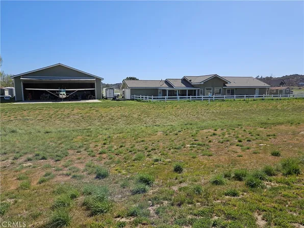 49500 Sky Harbor Way, Aguanga, CA 92536