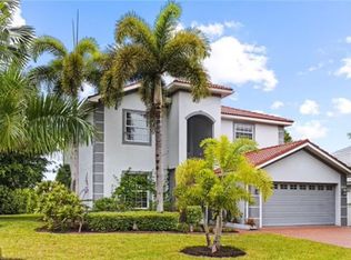 9807 Mar Largo Cir, Fort Myers, FL 33919