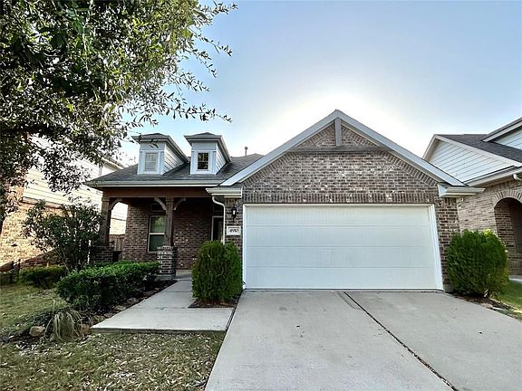 3rd image of 4910 Ginger Bluff Trl