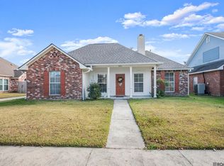 5923 Woodlawn Park Ct, Baton Rouge, LA 70817