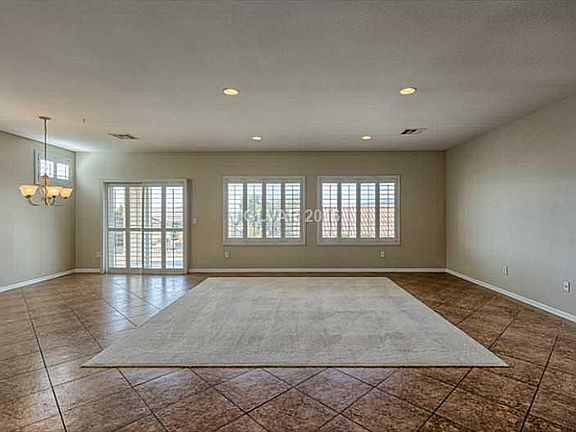 3rd image of 2101 Cumberland Hill Dr