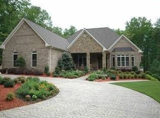 141 Stillwater Ln, Dawsonville, GA 30534