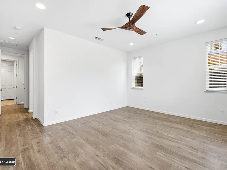 8600 Arcos Way — Photo 35