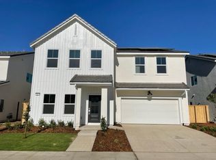 1857 N Phillip Ave, Clovis, CA