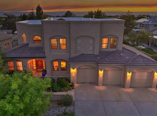 7315 Anton Cir NE, Albuquerque, NM 87122