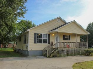 624 Court St, Calhoun, GA 30701