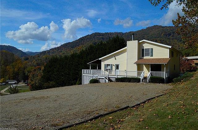1st image of 102 Hollow Dr